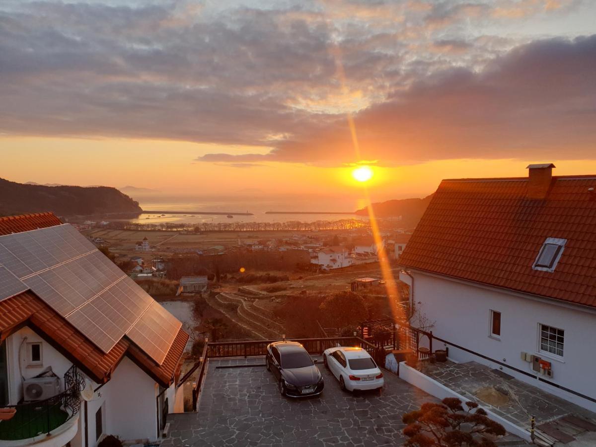 Herkules Namhae German Village Экстерьер фото